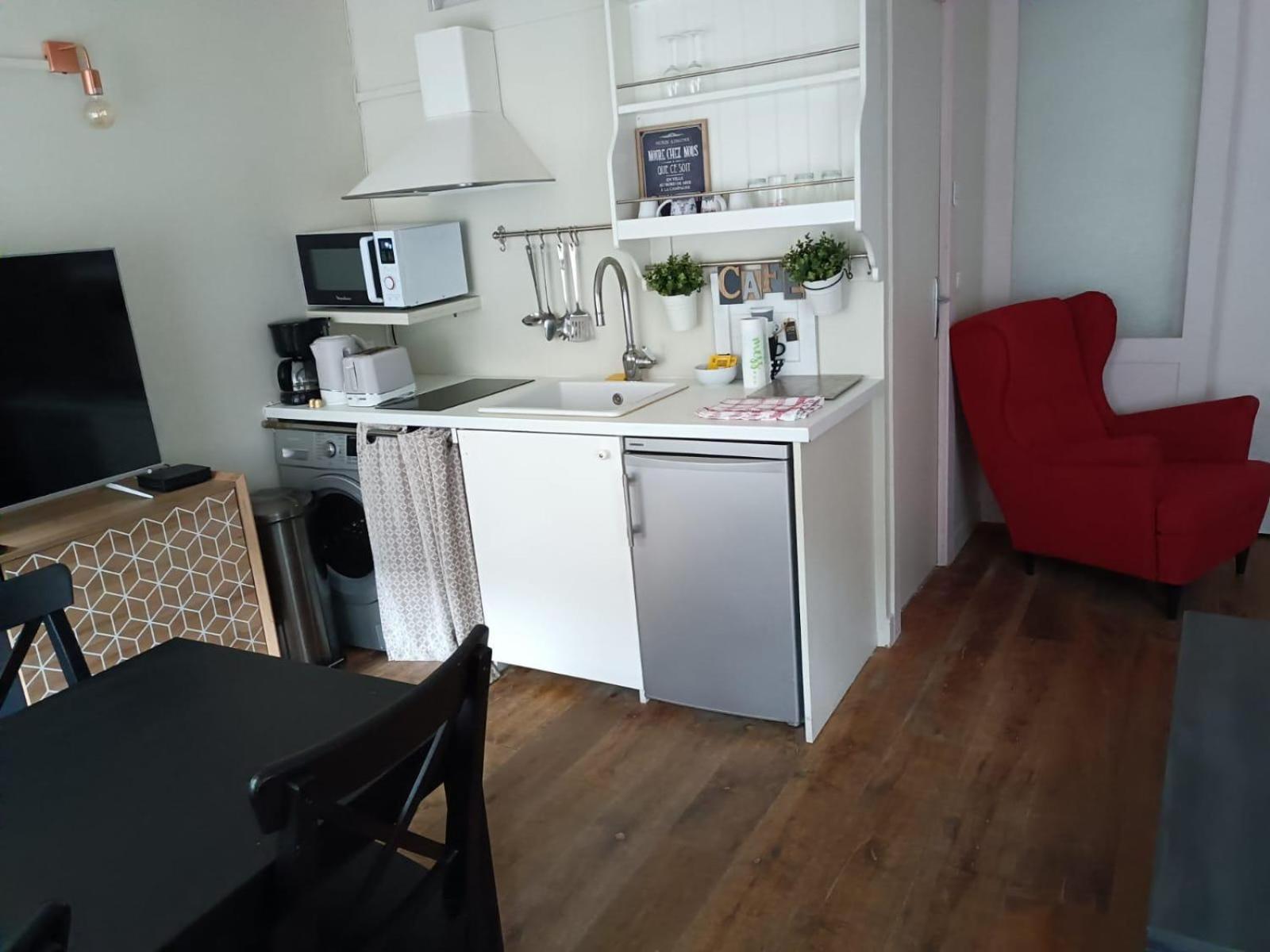 Ancien Atelier Parisien Grand 2 Pieces Apartment ภายนอก รูปภาพ